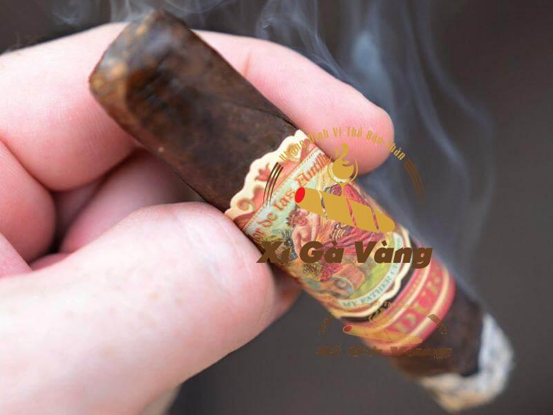 Hương vị tinh tế của My Father Flor De Las Antillas Toro